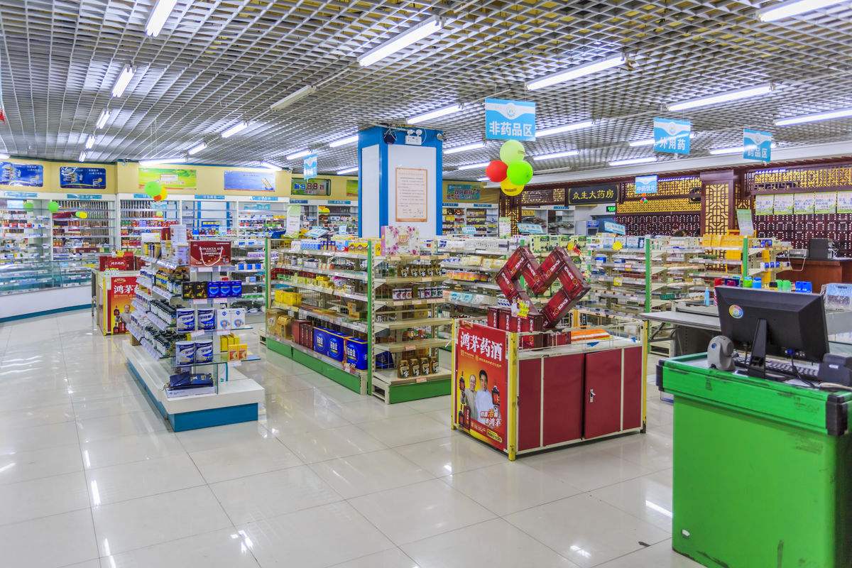 藥店擺放的貨架為何都不相同呢？
